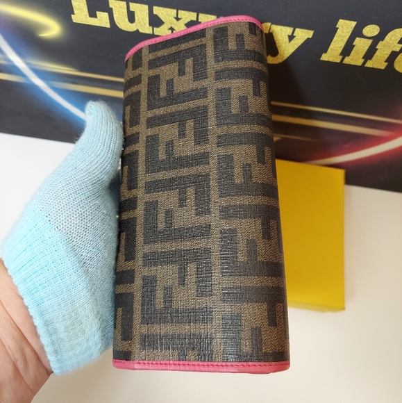 Authentic Fendi Zucca Trifold pink Interior wallet - Picture 5 of 12